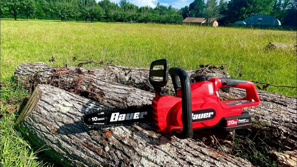 Top Features to Look for in a High-Performance Battery Chainsaw
